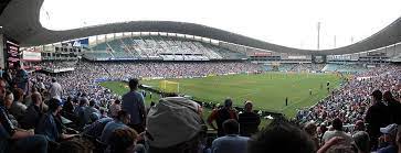 In front of a bumper 10,173 crowd riding high on the mariners' unexpected title push. Sydney Fc Wikipedia