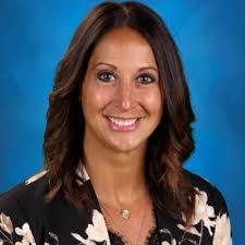 Kerri Rolland's Instagram, Twitter & Facebook