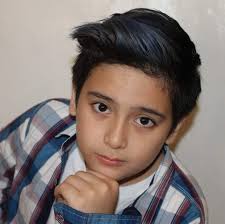 Si Kapuso Baby Boy Heath Jornales yung unang napabalitang gaganap na Little  Jon ay anak ng actor na si Micheal Roy Jornales. Gwapong-gwapo rin ng  batang ito. Future matinee idol ng GMA