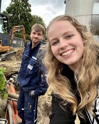 Wo fällt heute die Schule aus? Wir informieren Euch rund um die Uhr über  die aktuelle Lage! Klickt: http://www.ffn.de/nachrichten/schulausfaelle.html