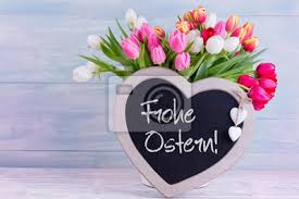 Wählt in unserem shop den schönsten osterstrauß mit frischen schnittblumen aus und legt ihn in euren persönlichen frohe ostern! Frohe Ostern Grusskarte Mit Blumen Fototapete Fototapeten Kardialen Fruhlingsblumen Frohe Ostern Myloview De