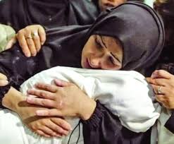 ليلة تحت القصف الإسرائيلي ترويها مراسلة الشرق: أشلاء أطفال غزة في كل مكان |  الشرق