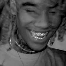 Sixteen : albums, chansons, concerts