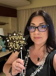 My New Year's Eve looking like this 🙌 happy news years! Make good choices!  …Next year