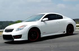 Nissan Altima Coupe With Red Accents I M In Love Nissan Sports Cars Nissan Altima Coupe Nissan Altima