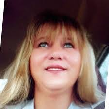 Beverly Halverson's Instagram, Twitter & Facebook