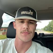 Brayden Sims (@_braydensims)