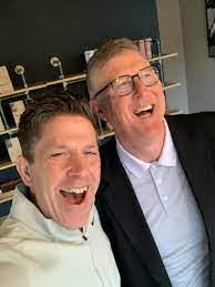 Dennis Neace's Instagram, Twitter & Facebook