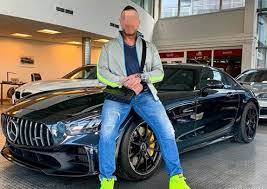 Client required a modernised look and feel to the business and as a growing company, liked the idea of adopting an image or mascot like larger co развернуть. 41 Millios Verdaval Lepte Meg Magat M Richard A Dozsa Gyorgy Uti Baleset Egyik Vadlottja Bp I Autosok Kozossege