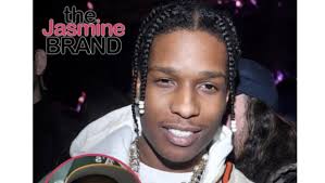 Inmates Receive Associate's Degrees Under Yale-University of New Haven  Partnership