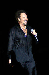 He began singing at an early age, at family. Tom Jones Singer Wikipedia