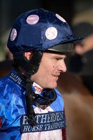 PICTURES: Christmas jumper raceday held at Hereford Racecourse
