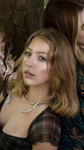 POPPY MAI WALKER🤍 (@poppywalkerdance) • Instagram photos and videos