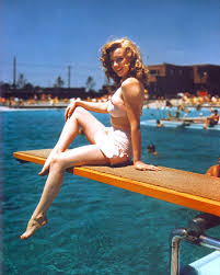 Marilyn In A Swimming Pool By Arthur Fellig Jones Beach Marilyn Marilyn Monroe