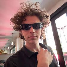 Stream Chasing Nothing For No One