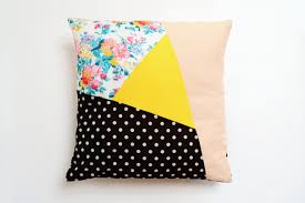 Quilt kissen patchwork kissen patchwork und quilten kissen selber nähen kissen stricken kissen nähen applikationen kissen diy kissenbezüge nähen aus stoffresten. Diy Mode Asymmetrisches Patchwork Kissen Nahen