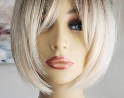 Korte blonde bob pruik, kortharige bob, multidimensionale blonde korte bob,  Color Melt getextureerde bob, korte shaggy bob, shag bob, bob pruik