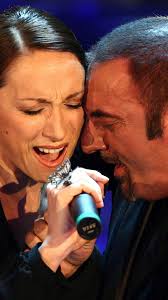 Laura Valente: “Con Mango anni di amore immenso. Angelina? Condivido la sua  scelta di fermarsi”