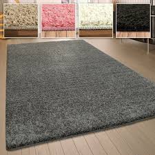Hierbei handelt es sich um modelle mit besonders hohen garnbüscheln. Hochflor Teppich Waschbar Shaggy Rutschfest Uni In Versch Farben U Grossen Ebay