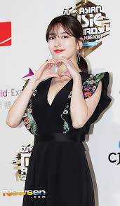Pin By Skuukzky Fans On Bae Suzy In 2020 Mama Awards Bae Suzy Bae