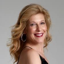 Maureen Lange's Instagram, Twitter & Facebook