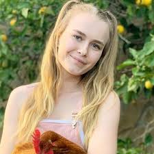 I've been watching iamsanna lately. Iamsanna Bio Age Height In Relation Nationality Body Measurement Career