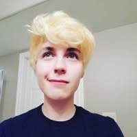 Avery Lawrence's Instagram, Twitter & Facebook