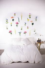 38 Diy Ideas For Faux Flowers Diy Flower Wall Decor Creative Wall Decor