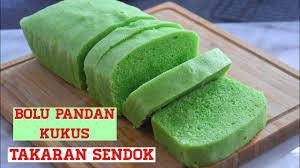 Masukkan telur satu per satu. Bolu Pandan Kukus Lembut Hanya 2 Telur Takaran Sendok Youtube