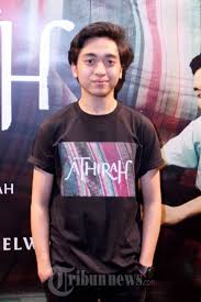 1st fanbase of christoffer nelwan! Christoffer Nelwan Di Acara Konpers Film Athirah Foto 1 1669855 Tribunnews Com Mobile