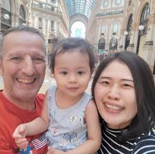 Which beach is better for swimming in Phuket?