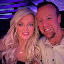 Happy Tuesday! I linked everything I used during today's live down below⬇️  If you have any questions message me🫶 💋Makeup: http://p.yq.link/g19xq1xmj  💄Other Makeup: https://liketk.it/5iVXX 🫶Curling Iron:  https://amzn.to/3THDDRd ⭐️Outfit: https ...