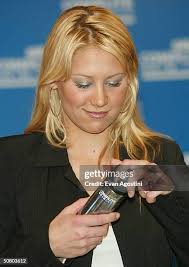 49 Anna Kournikova And The Search For The Completely Irresistible Face  Stock Photos, High-Res Pictures, and Images