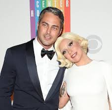 Jun 13, 2021 · lady gaga: White Wedding Der Verruckte Wettbewerb Um Lady Gagas Brautkleid Welt