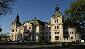 Maybe you would like to learn more about one of these? V Spisskej Novej Vsi Obnovuju Chram Krasy Dobra A Pravdy Na Citanie Kultura Pravda Sk