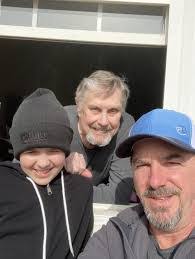 Arnold Graham's Instagram, Twitter & Facebook