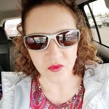 Traci Schultz's Instagram, Twitter & Facebook