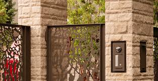 Maybe you would like to learn more about one of these? Modern Exterior Veneer Stone Home Driveway Gate Design Rustic Buff Stone Buechel Stone