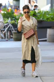 If you like you can check latest emily ratajkowski photos. Emily Ratajkowski Street Style New York 09 20 2020 Celebmafia