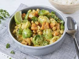 Rosenkohl Curry Veganes Rezept Mit Susskartoffeln Und Kokosmilch Eatbetter Gesunde Einfache Rezepte Tipps Fur Jeden Tag Rezept Rosenkohl Gerichte Mit Rosenkohl Susskartoffel Rezepte