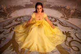 ディズニープリンセス、イメージドレス特集。実写版映画、美女と野獣のベルのドレス