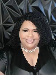 Plus Size Boutique Owner