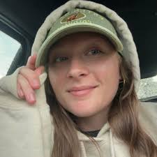 Does flying with meds require original pill bottle?