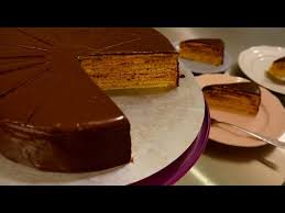 Mit sahne & schmand mit alkohol. Klassische Prinzregententorte Prinz Regenten Torte Vanillebiskuit Schokobuttercreme Kuchenfee Youtube