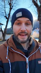 Sonnige Grüße aus Tirol! Ein ereignisreiches Wochenende liegt hinter mir.  Und auch diese Woche ist einiges geboten. Wünsche euch einen schönen Tag!  ☀️