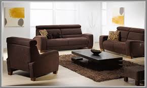 Gambar warna coklat tua paling hist download now jual selimut polos. Elegan Dengan Aksen Warna Coklat Tua Di Ruang Tamu Edupaint