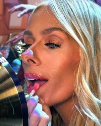 Dia de festa da firma….. #familiarecord @recordoficial