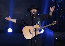 Garth brooks had enough of trisha yearwood's controlling behavior? 7san3hgrkroiwm