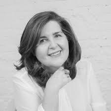 Elia Cortes's Instagram, Twitter & Facebook