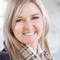 Elise Demeter's Instagram, Twitter & Facebook